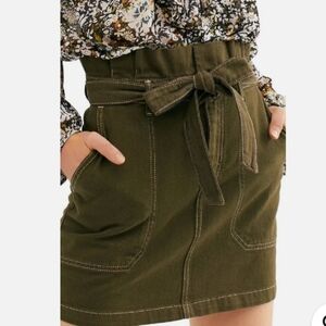 Free People Splendor In The Grass Dark Green Paperbag Skirt Size 0